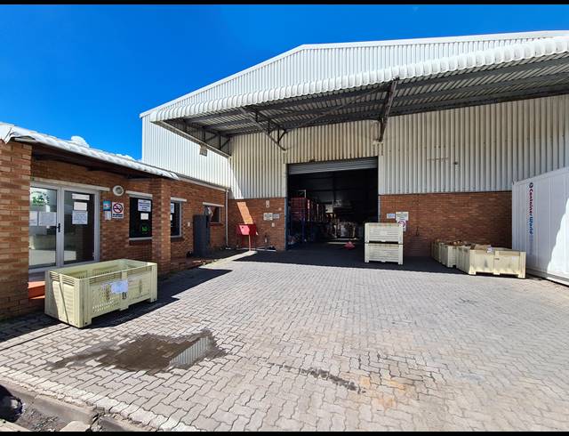 2,419M² WAREHOUSE FOR SALE IN TUNNEY
